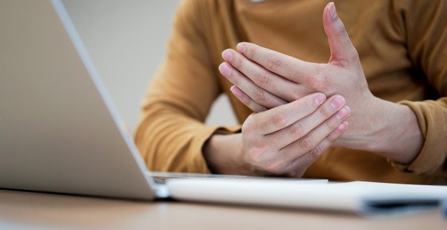 Carpal Tunnel Syndrome Treatment in Chicago IL