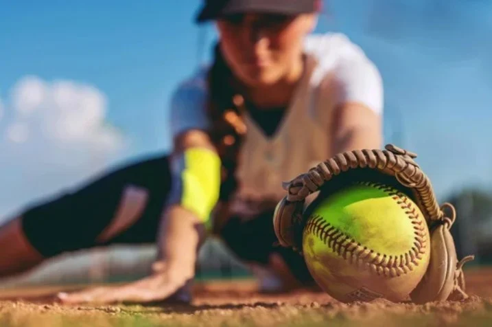 Softball Injury Treatment Chicago Near Lakeview & Lincoln Park