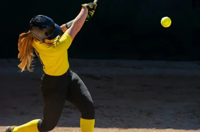 Ways Chicago Chiropractic Treatment Improves Softball Leauge Performance