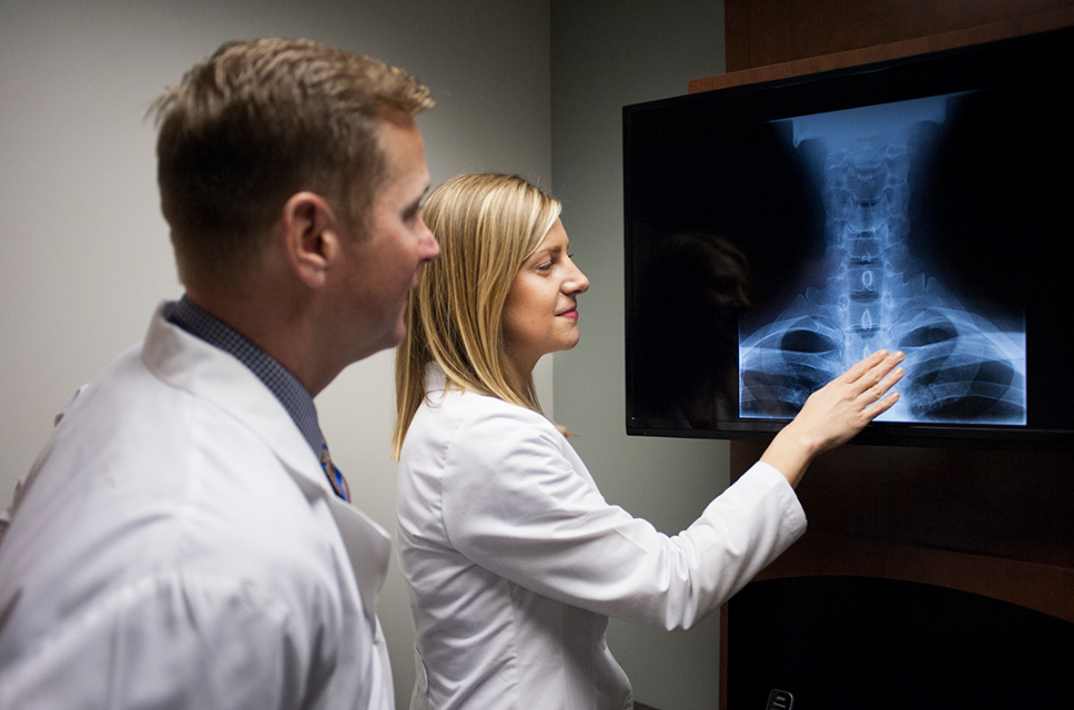 Dr Jason Ingham and Dr Erin Schey, Top Rated Chicago Team of Chicago Chiropractors
